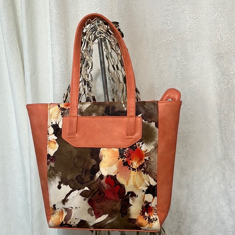 LN Espe salmon coloured vegan leather tote